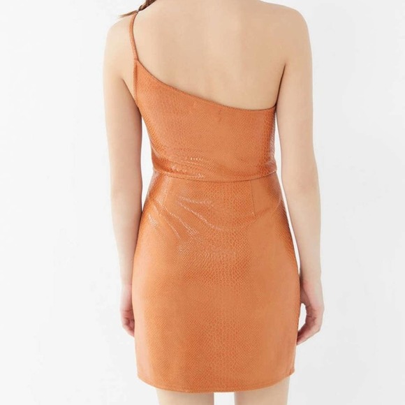 URBAN OUTFITTERS Geri Snakeskin Mini Dress {UU35} - Picture 3 of 4